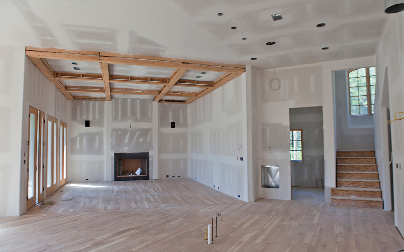 Tiến hành cải tạo nhà phố
